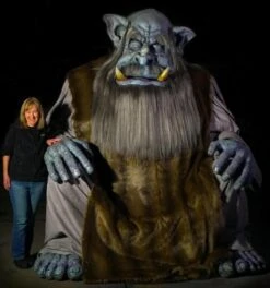 "Colossus" Giant Professional Halloween Animatronic