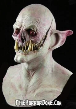 "Demon Vampire" HD Studios Pro Mask -Halloween Props Shop demon vampire hd studios pro halloween mask 8671986305