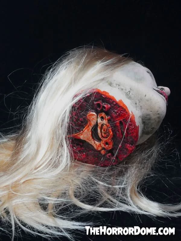 "Ophelia Severed Head" HD Studios Ultra Realistic Halloween Prop 5 "Ophelia Severed Head" HD Studios Ultra Realistic Halloween Prop - Image 3