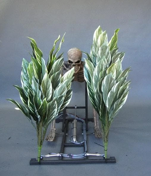 "The Bushwacker" Skeleton Halloween Animatronic 3 "The Bushwacker" Skeleton Halloween Animatronic