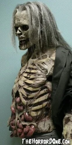 "Zombie Lurker" HD Studios Pro Costume -Halloween Props Shop zombie lurker hd studios pro halloween costume 28754284675120